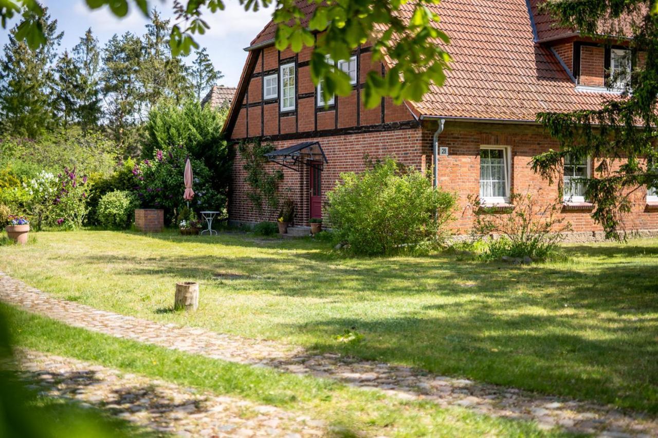 Ferienwohnung 1 Im Landhaus Am Wildpark Boek المظهر الخارجي الصورة
